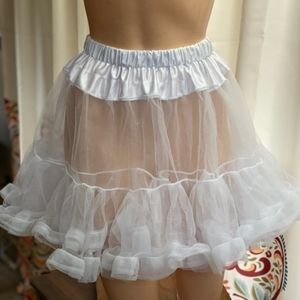 Kangaroo White Layered Tulle Petticoat, Size O/S
